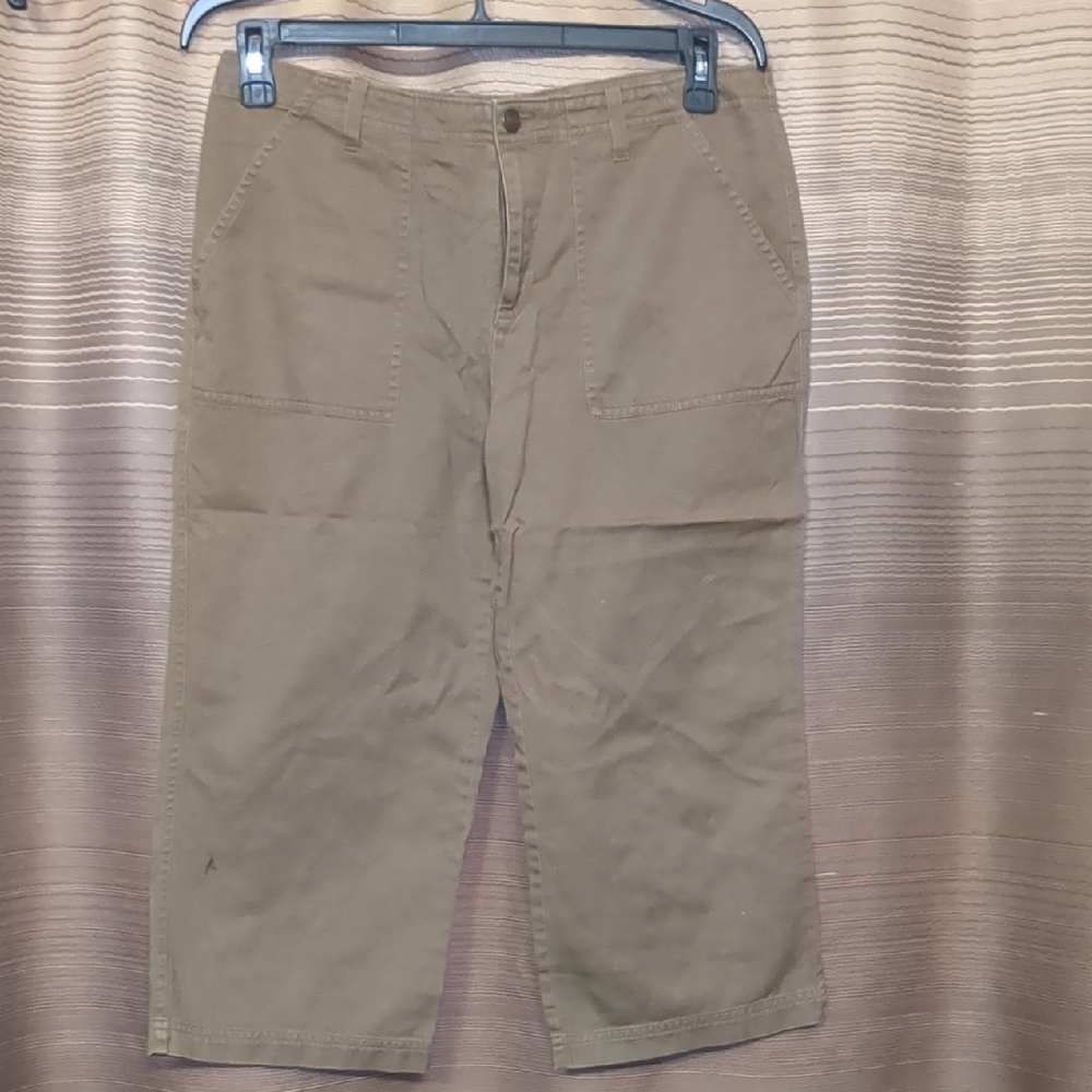 Liz Claiborne Women's Tan Crop Cargo Capris